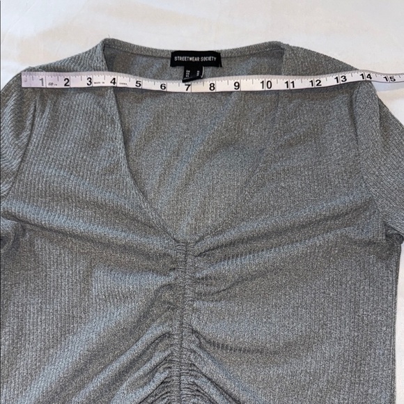 Streetwear Society Cropped Sweater Grey V-neck Ruched Drawstring Long Sleeve Top - Picture 5 of 10